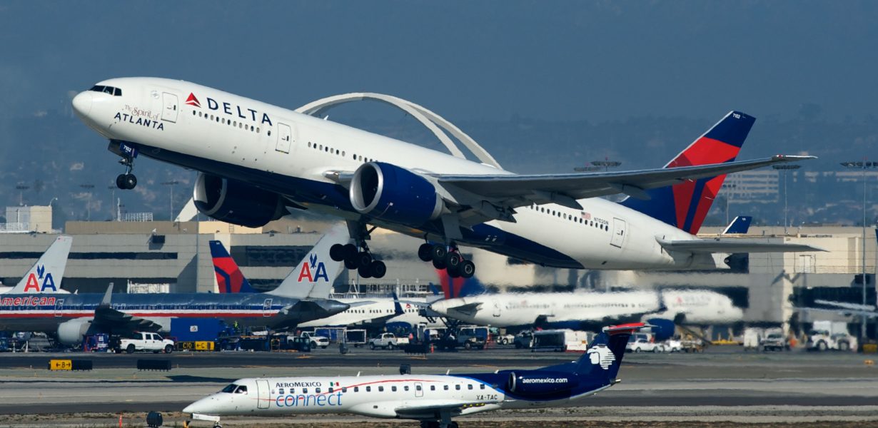 Delta больше не будет летать из Нью-Йорка в Москву