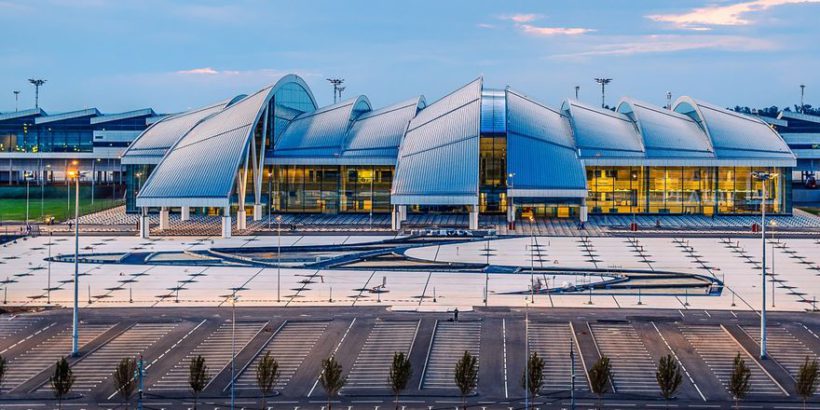 Первый пассажирский рейс из аэропорта Платов запланирован на 1 декабря 2017 года