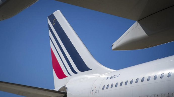 На экологию: за авиабилеты во Франции придется доплатить